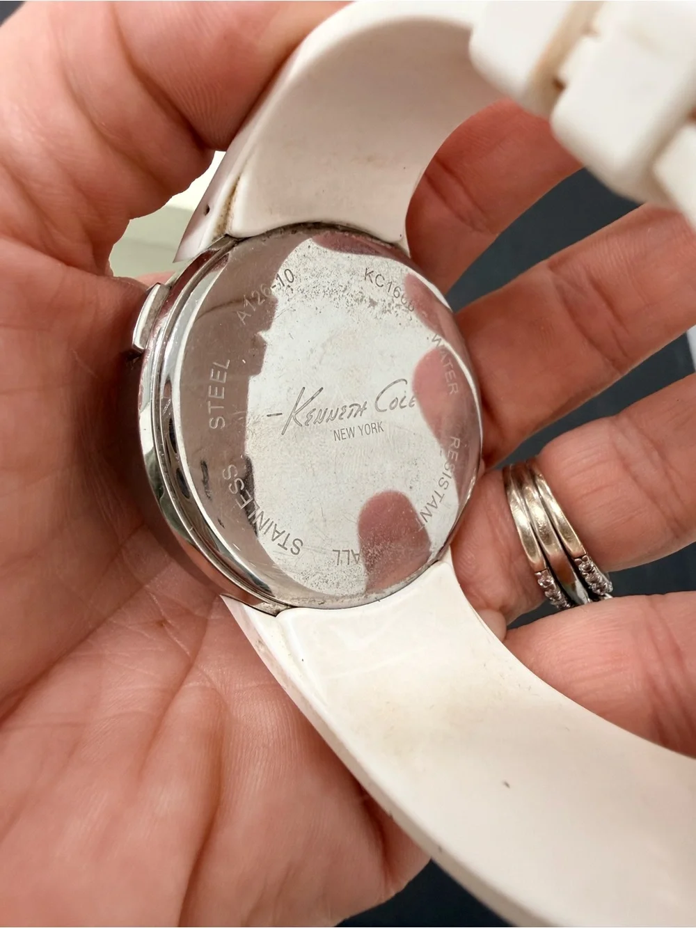 Kenneth Cole White Digital Round Sport Watch with Silver Bezel